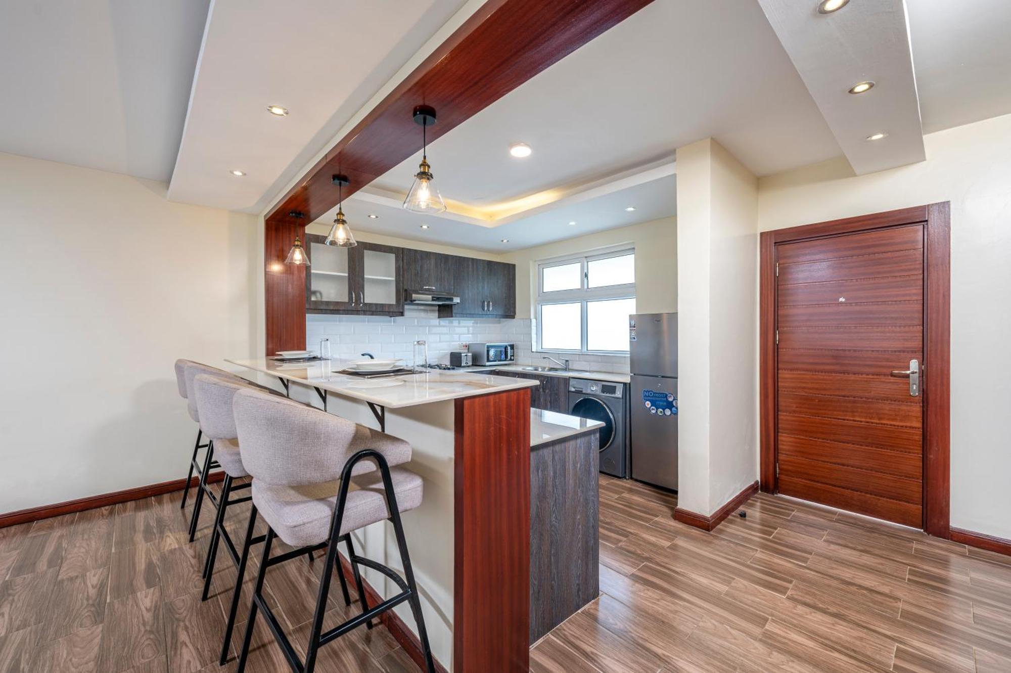 Roma Court Serviced Apartments Найроби Экстерьер фото