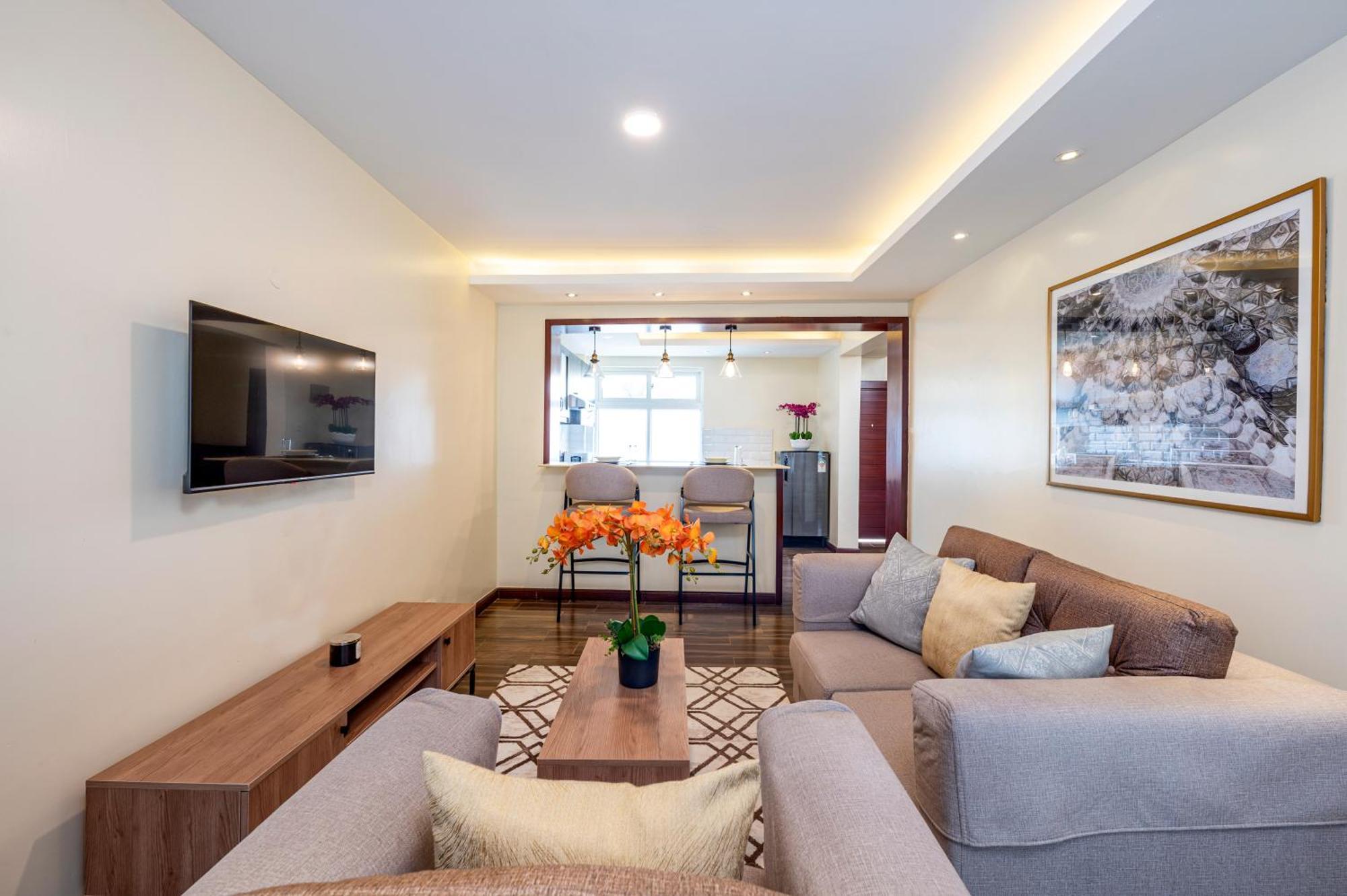 Roma Court Serviced Apartments Найроби Экстерьер фото