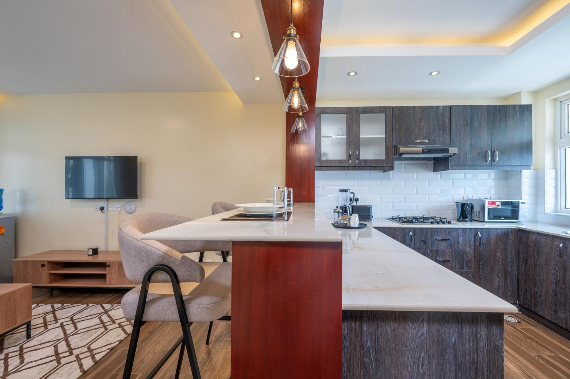 Roma Court Serviced Apartments Найроби Экстерьер фото
